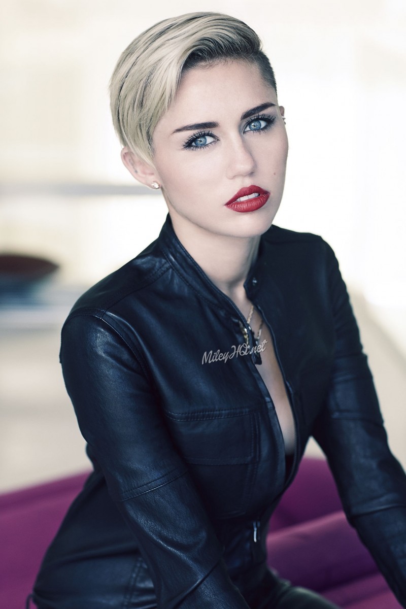 Miley Cyrus: pic #799187