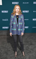 Molly C. Quinn photo #