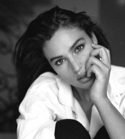 Monica Bellucci photo #