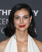 Morena Baccarin photo #