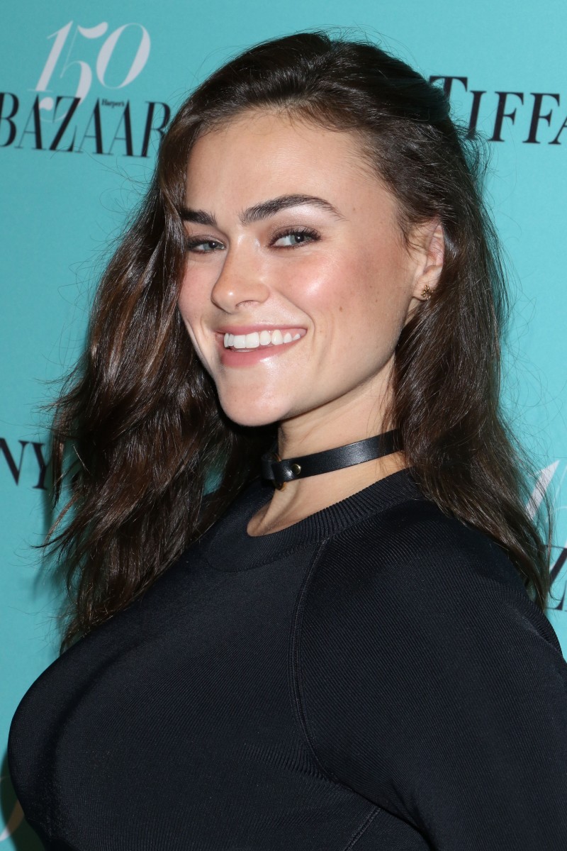 Myla Dalbesio: pic #928078