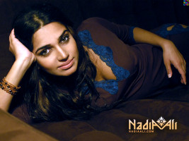 Nadia Ali photo #