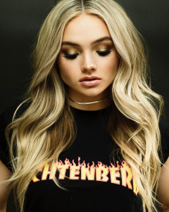 Natalie Alyn Lind pic #912685