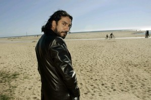 Naveen Andrews pic #327110