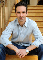 Nestor Carbonell photo #