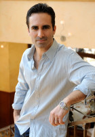 Nestor Carbonell photo #