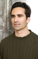 Nestor Carbonell photo #