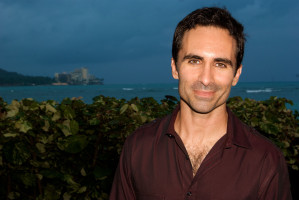 Nestor Carbonell photo #