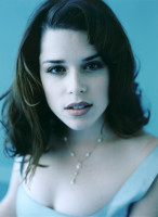 Neve Campbell photo #