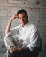 Noah Wyle photo #