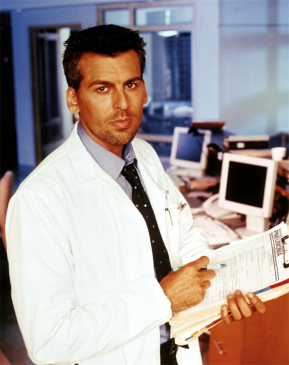 Oded Fehr: pic #321910