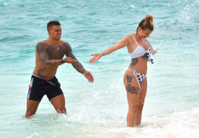 Olivia Buckland photo #