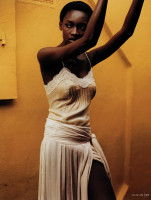 Oluchi Owenabaga photo #