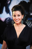 Gina Gershon photo #