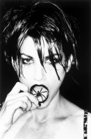 Gina Gershon photo #