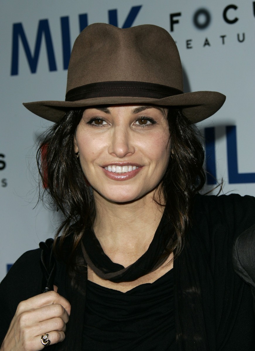 Gina Gershon: pic #217868