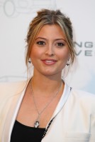 Holly Valance photo #