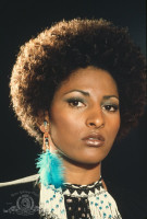 Pam Grier photo #