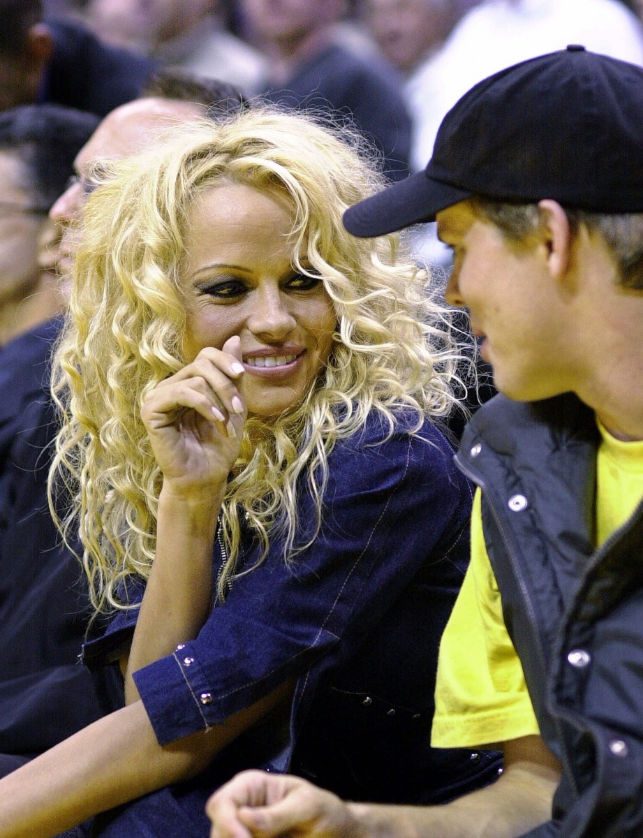 Pamela Anderson: pic #10054