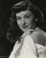 Paulette Goddard photo #