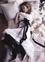 photo 14 in Paz de la Huerta gallery [id37082] 0000-00-00