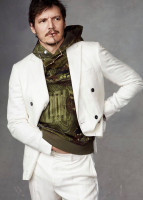 Pedro Pascal photo #