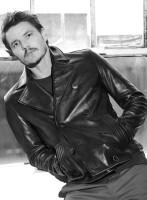 Pedro Pascal photo #