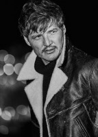 Pedro Pascal photo #