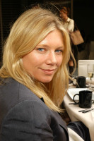 Peta Wilson photo #