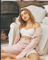 photo 4 in Peyton Roi List gallery [id1296397] 2022-02-05