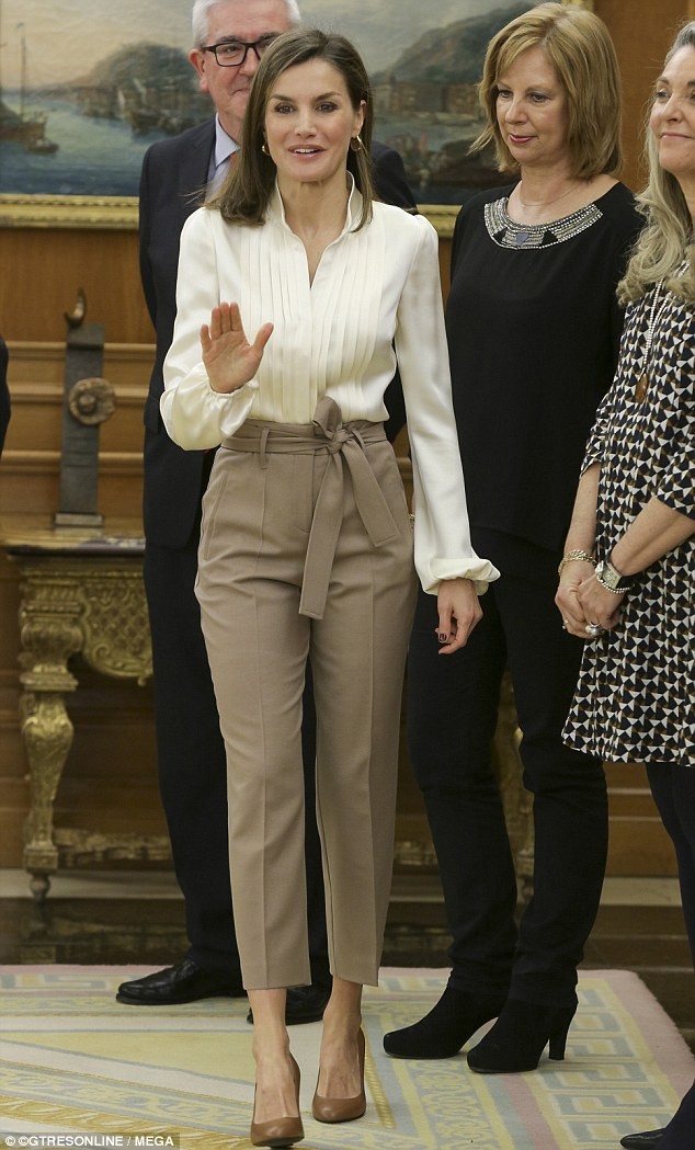 Queen Letizia of Spain: pic #1019644