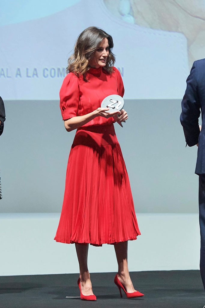 Queen Letizia of Spain: pic #1092368