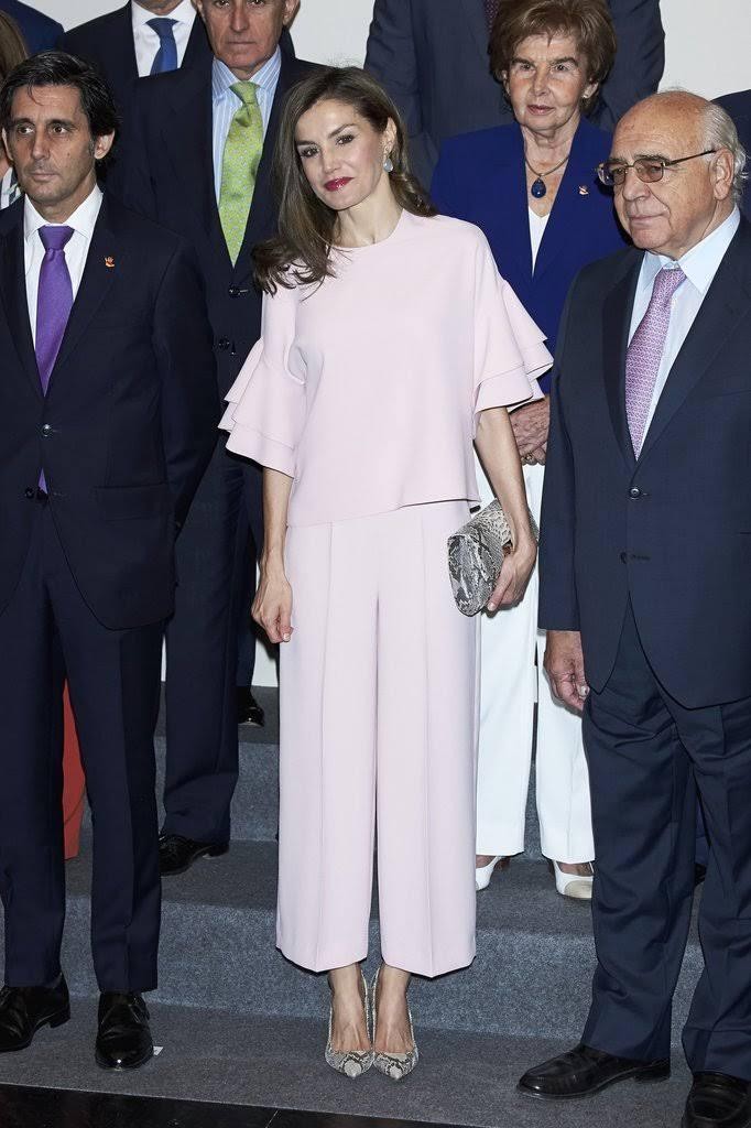 Queen Letizia of Spain: pic #948666