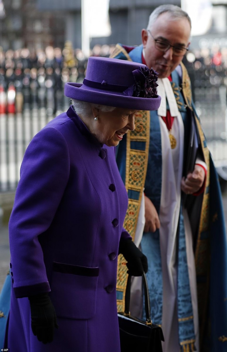 Queen Elizabeth ll : pic #1114784