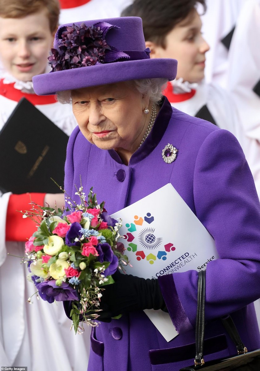 Queen Elizabeth ll : pic #1114785