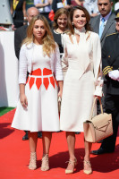 photo 10 in Queen Rania gallery [id962000] 2017-09-10
