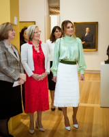 Queen Rania photo #