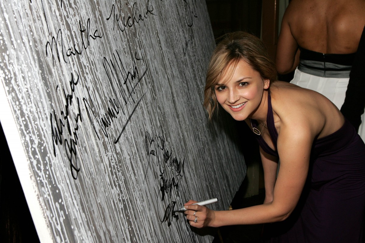 Rachael Leigh Cook: pic #127264