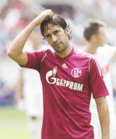 Raul Gonzalez Blanco photo #