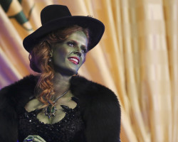 Rebecca Mader photo #