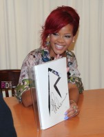 photo 27 in Rihanna gallery [id300225] 2010-10-31