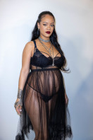 photo 16 in Rihanna gallery [id1299511] 2022-03-04