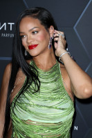 Rihanna photo #