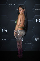 Rihanna photo #