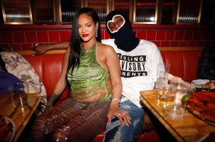 photo 15 in Rihanna gallery [id1297685] 2022-02-21