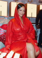 Rihanna photo #