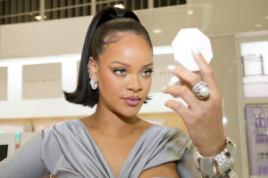 Rihanna photo #