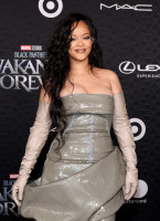 Rihanna photo #