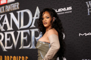 Rihanna photo #