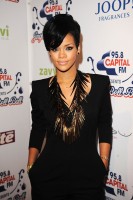 photo 27 in Rihanna gallery [id437406] 2012-01-24